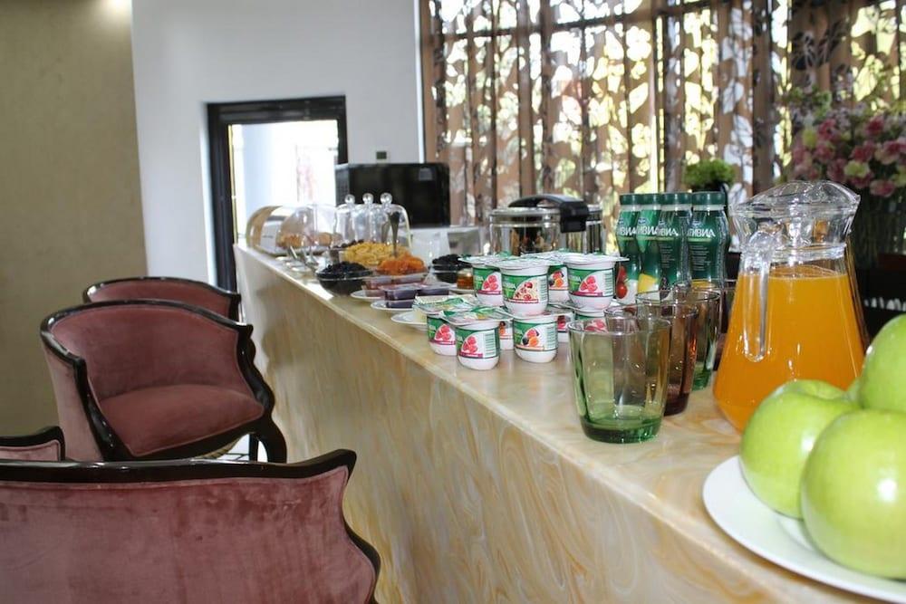 Donatello Boutique Hotel Almaty Eksteriør billede
