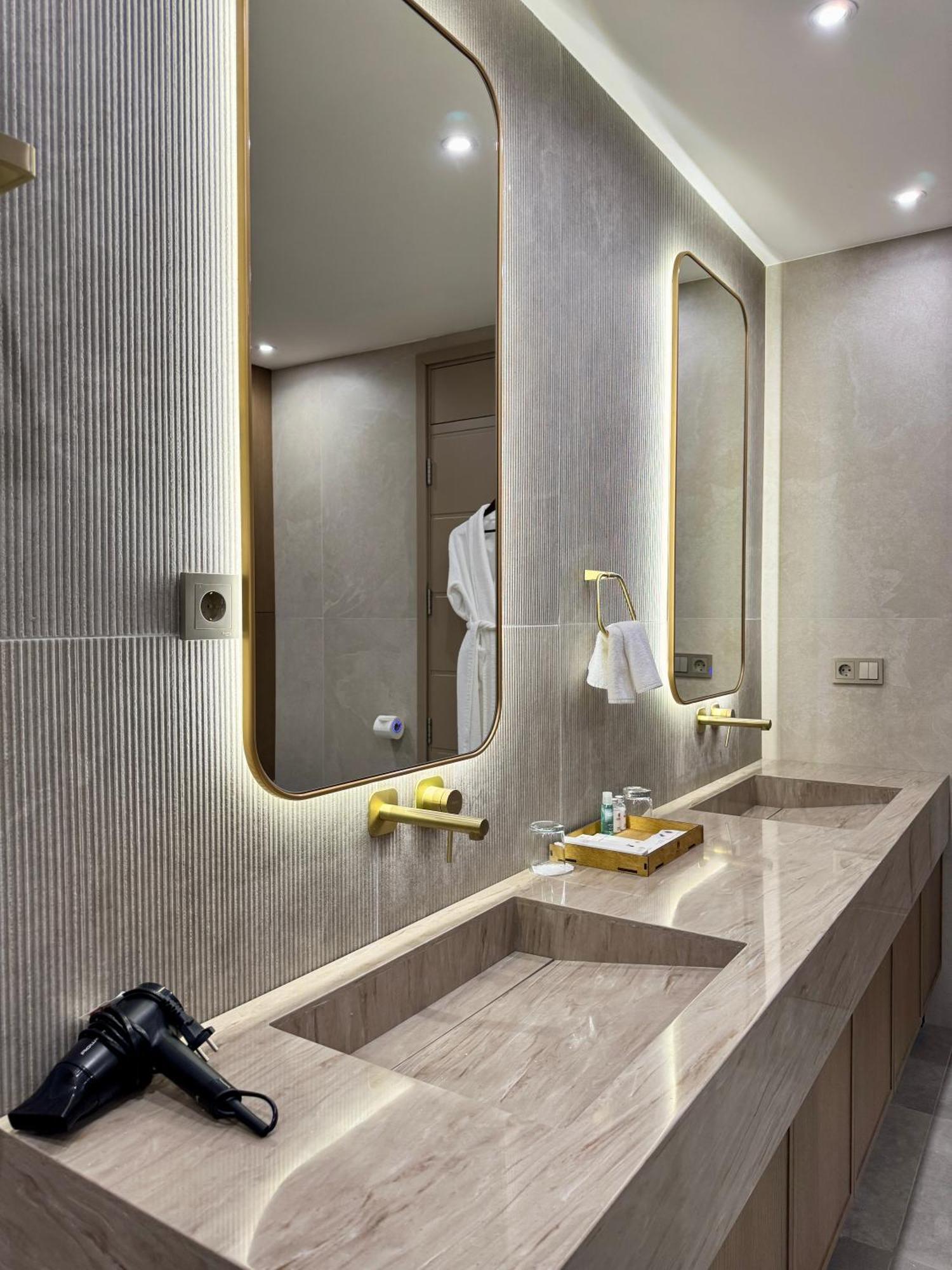 Donatello Boutique Hotel Almaty Eksteriør billede