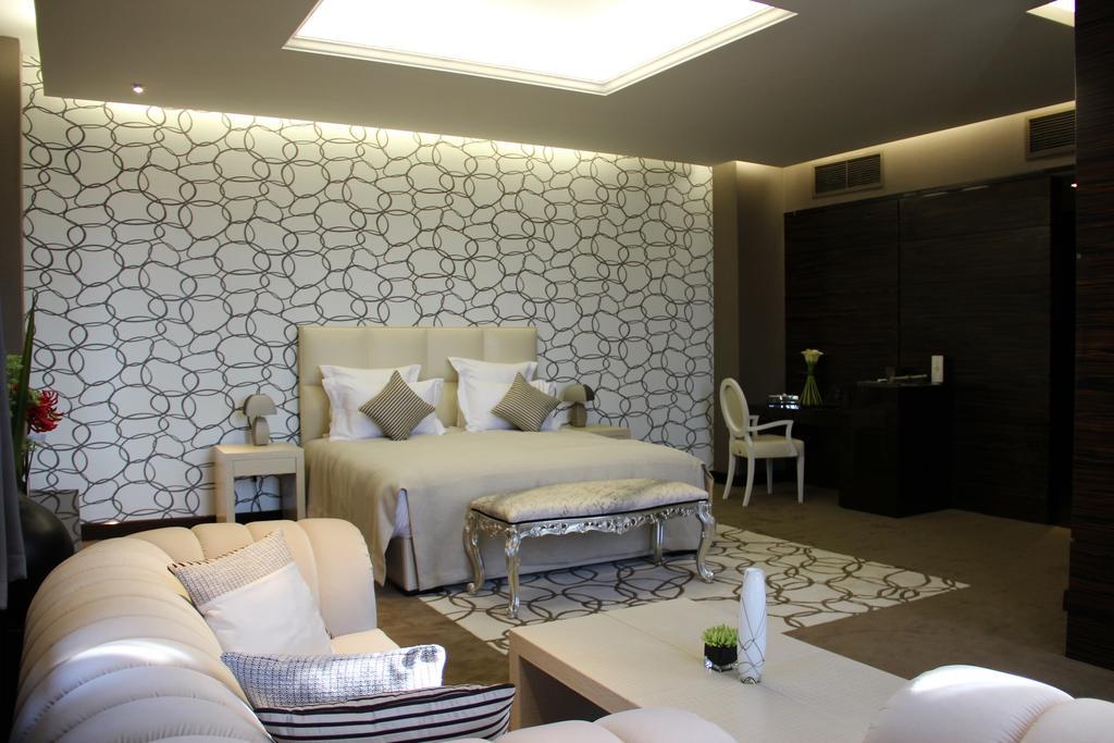 Donatello Boutique Hotel Almaty Værelse billede